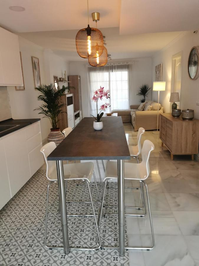 Lolo'S House Apartment Benalmadena Bagian luar foto