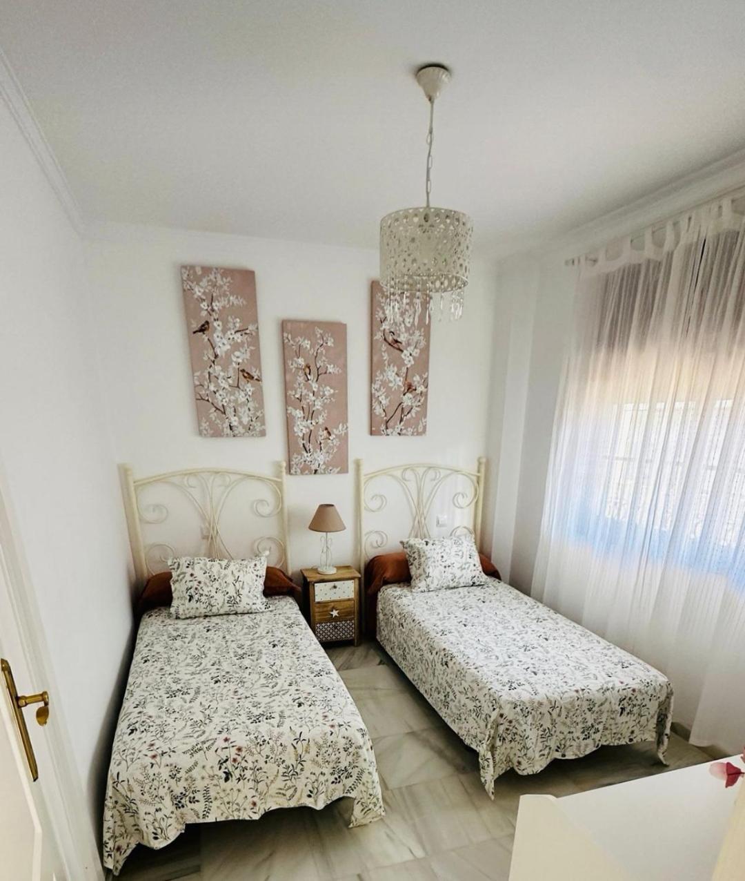 Lolo'S House Apartment Benalmadena Bagian luar foto